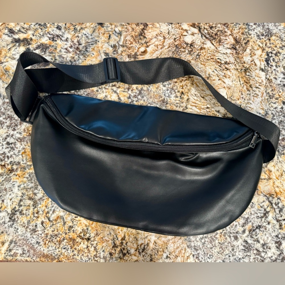 CALIA crossbody sling bag NWOT